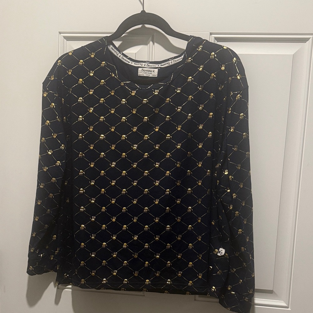 BearPaw Black Top with Gold Paws Accent